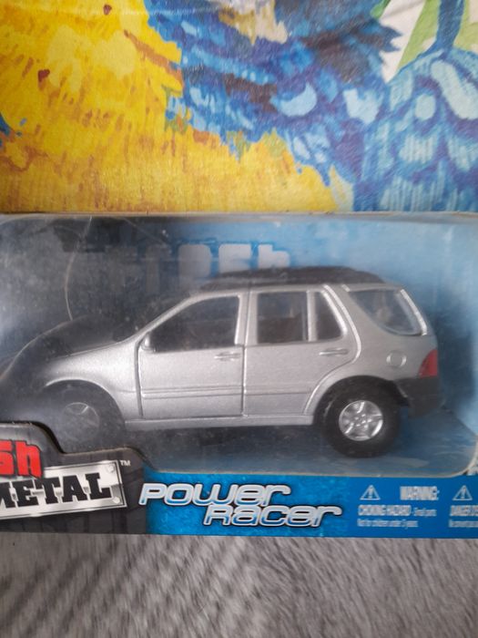 Miniatura jeep Mercedes benz g 500 v8