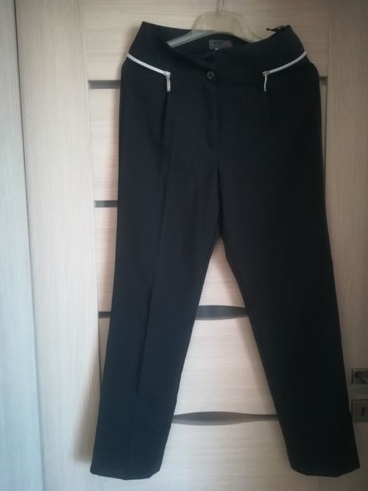 Spodnie eleganckie czarne