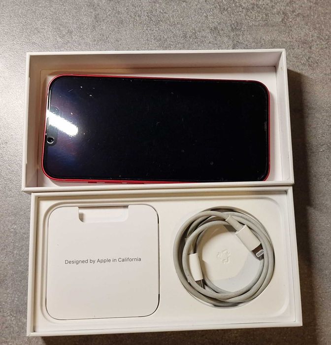 iPhone 13 czerwony, 128GB, stan idealny, kompletny zestaw,