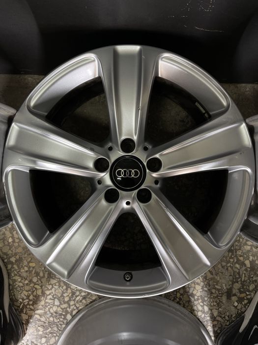 Диски R18 5x112 Et38 8J. VW Passat Tiguan CC NMS Arteon Mercedes Skoda