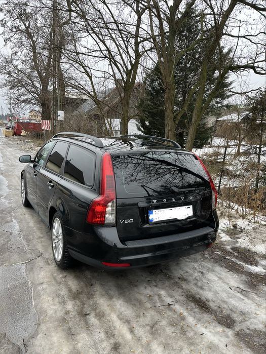 Volvo V50 2009 rok 2.0 D, 136 K. Bardzo dobry stan opon 2023