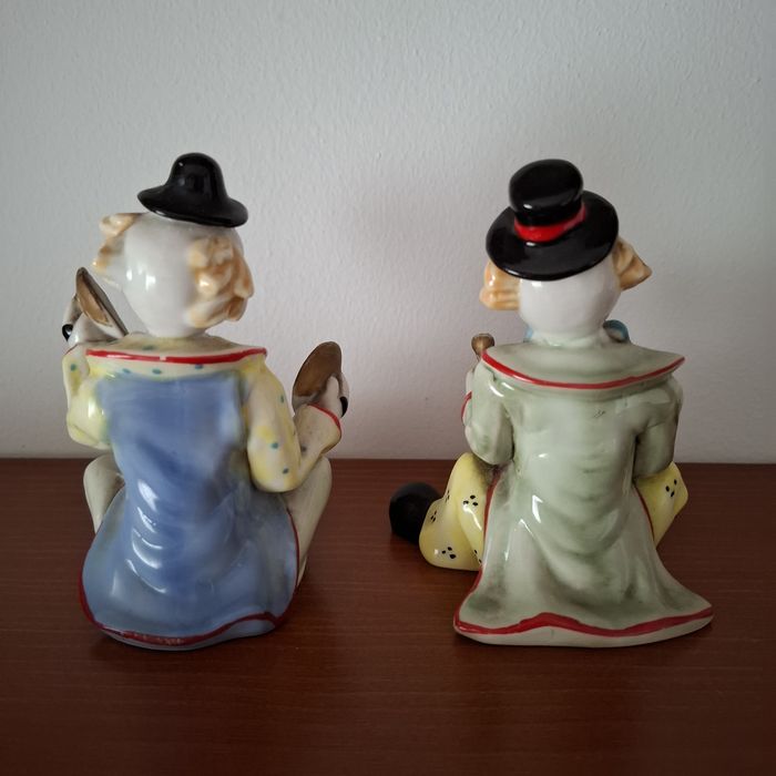 Estátua Estatueta Figura Palhaços Em Porcelana