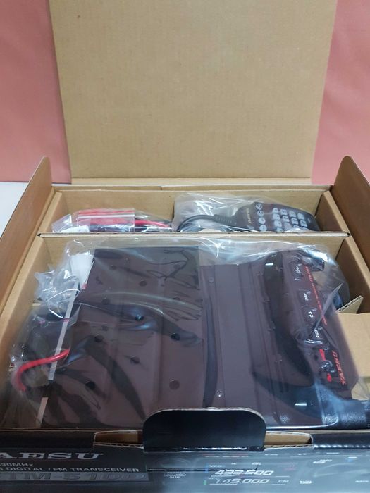 Трансивер  Yaesu FTM-510D ASP (50 Вт)  C4FM/FM 144/430 МГц.