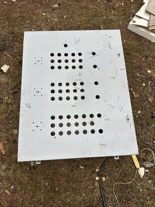 Szafa na instalacje elektryczną 100x80