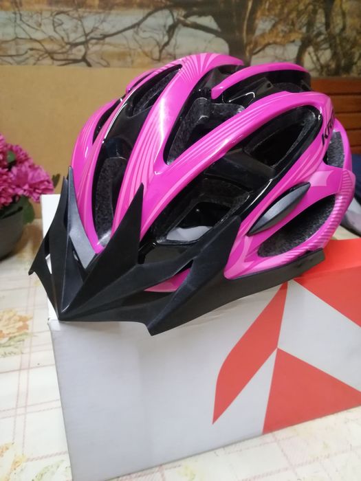 Kask rowerowy Kross malinowy