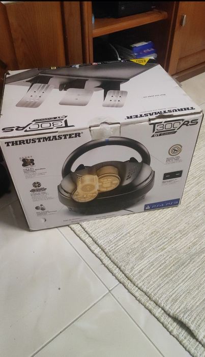 Volante Thrustmaster T300 RS GT Edition  PS5/PS4/PS3/PC