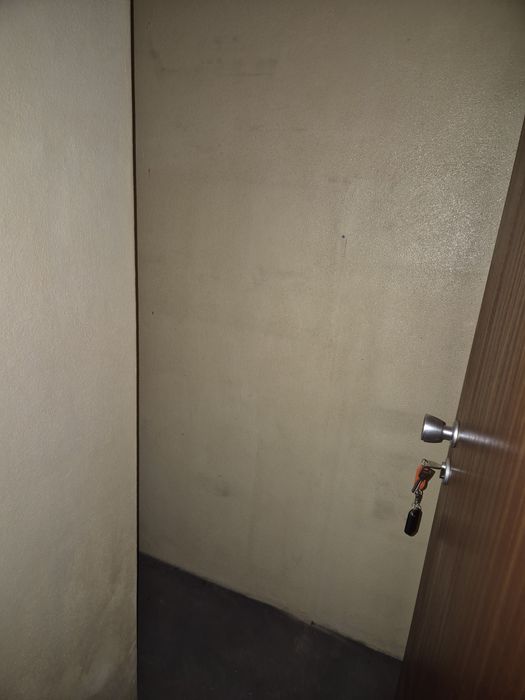 Arrecadação / mini armazém/ box/ arrumos rua Diogo de Silves