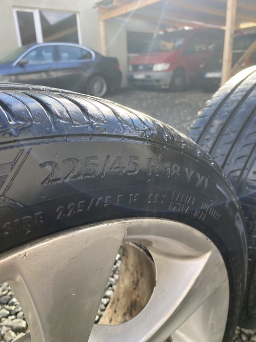 Koła Alufelgi Bmw r18 styling 124 8j opony barum 225/45