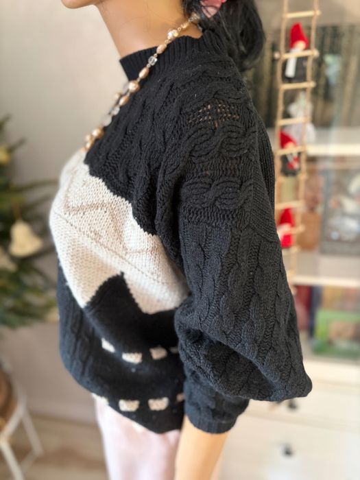 Ciepły wełniany sweter damski 42/XL warkocze wzory oversize