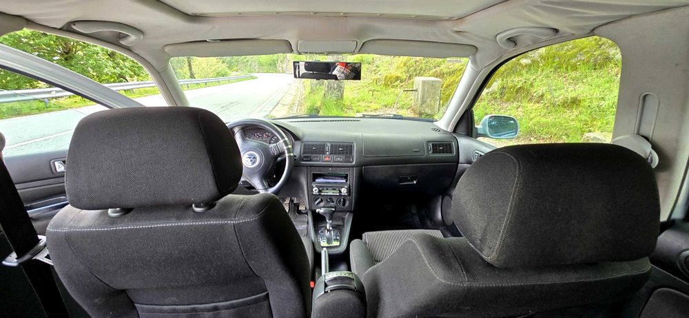 Golf IV 1600 de 1999 com 135.000km