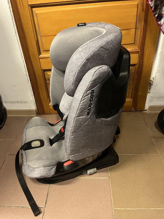 Fotelik Maxi Cosi Titan Pro 9-36 kg w Bdb stanie