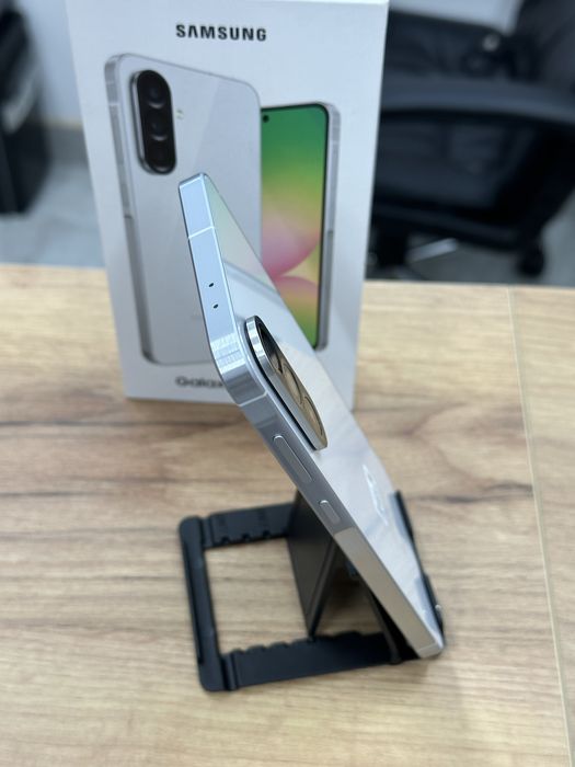 Смартфон Samsung Galaxy A56 5G 8/256GB Awesome Light