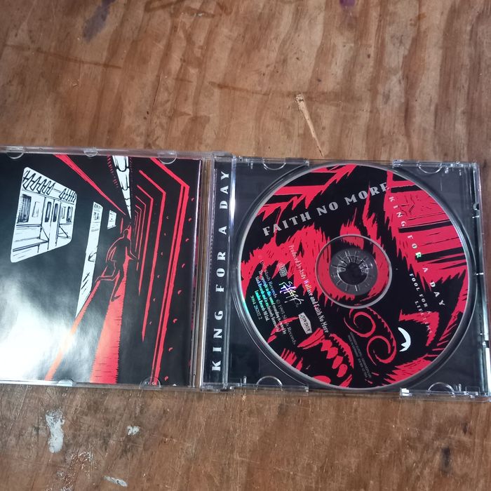 Cd "king for a day" Faith no More"