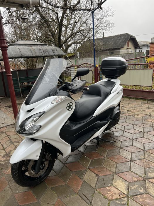 Максі скутер Yamaha Grand-Majesty 400