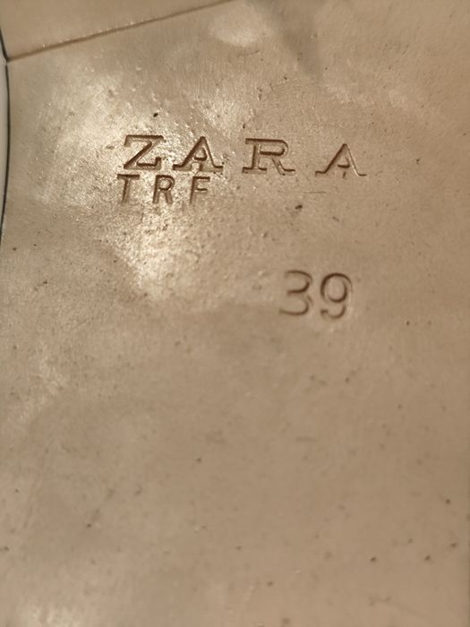 Sapatos de verniz/ camurça Zara Pink(Cor de rosa) N° 39