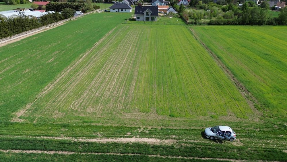 Działka budowlana 51 arów w Płóczkach Dolnych