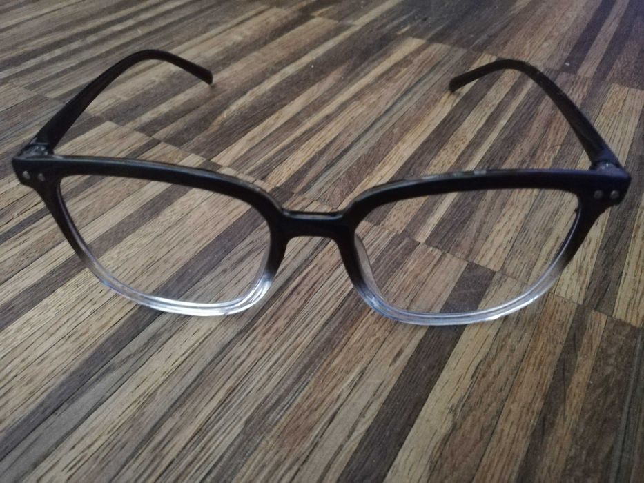Oprawki okularowe dwukolorowe (zerówki)