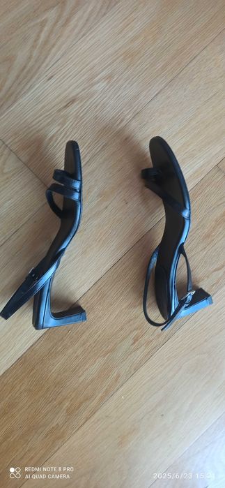 Sandálias "Massimo Dutti", pretas, n.º38