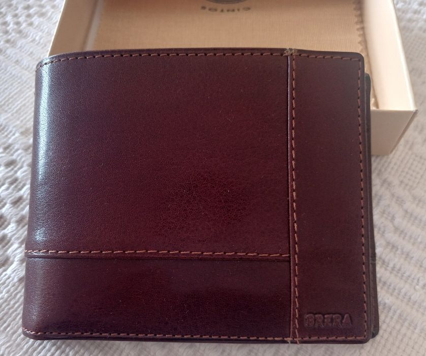 Carteira de homem em pele