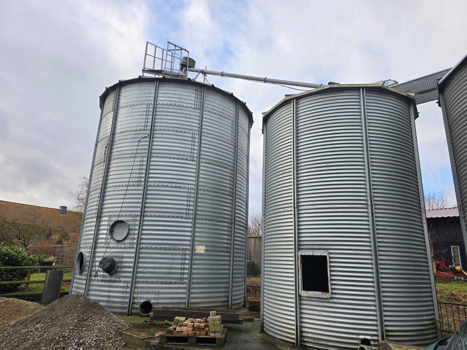 Silos do zboża 110 ton ocynk ZEWNETRZNY z dachem Silosy zbożowe