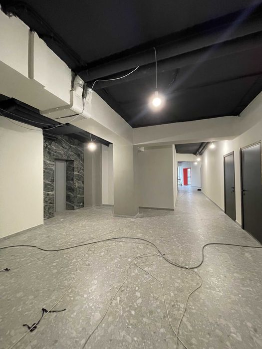 Комерція в ЖК "GRAND Липини". Зданий будинок.