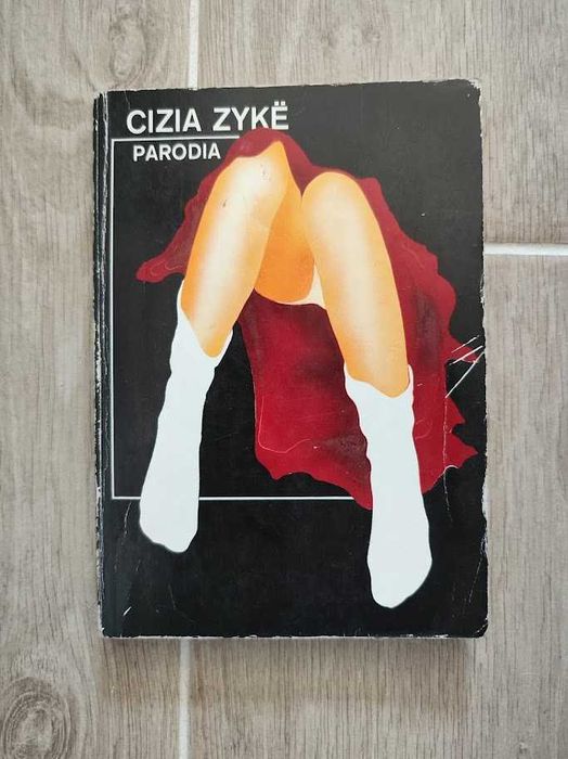 Cizia Zyke - Parodia