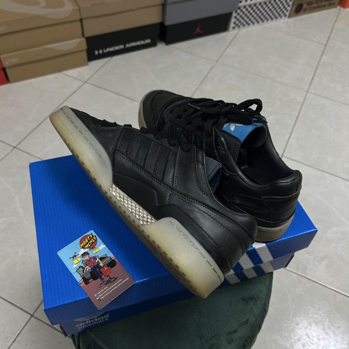 Чоловічі шкіряні кросівки Adidas Forum оригінал 43 р сірі бу класичні