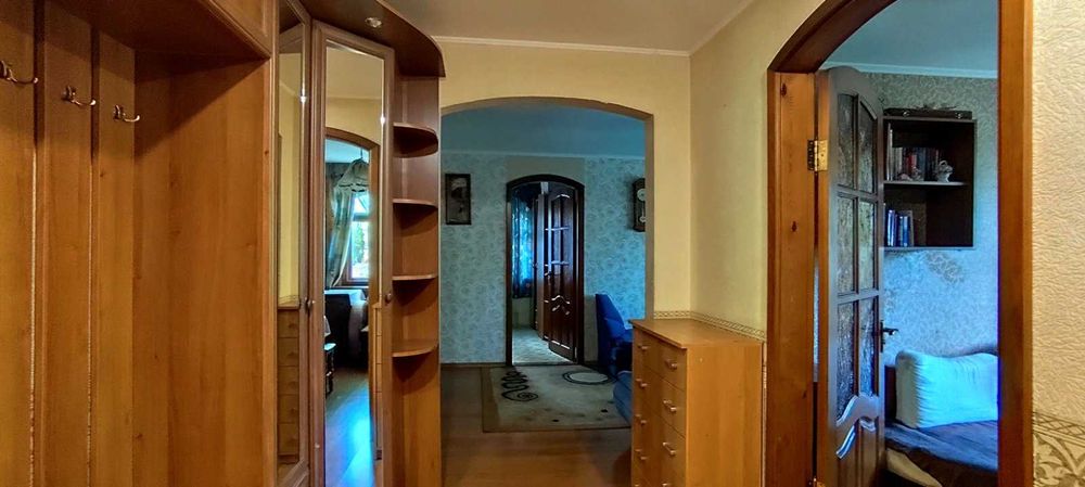 3-кімнатна квартира в самому центрі Житомира вул. Перемоги