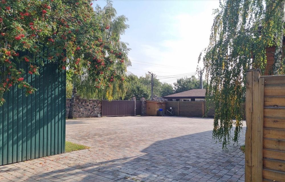 Подобово та погодинно/Осещина з виходом на воду: баня, басейн у ціні +