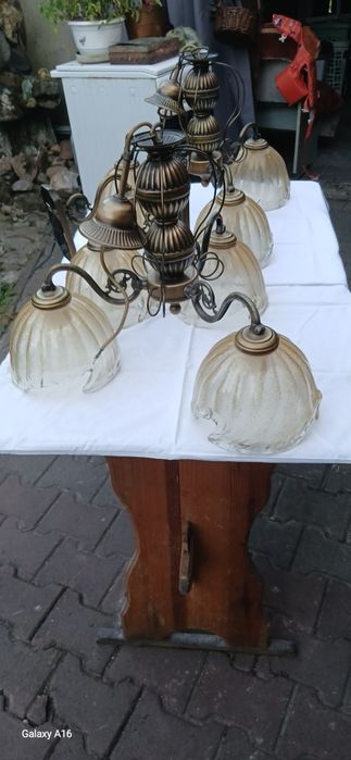 dwa żyrandole  plus dwa kinkiety