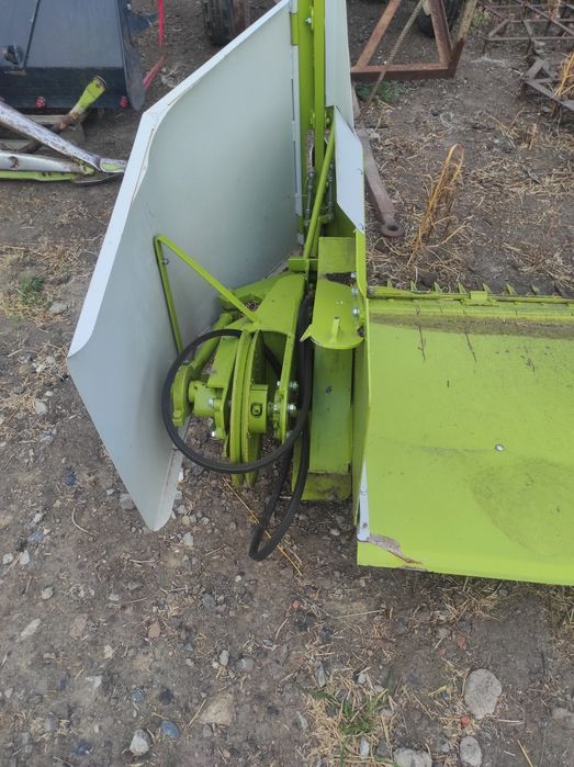 Sprzedam heder do kombajnu Claas