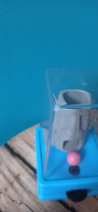 Burger King zabawka z 2006 r. Wyspy Wielkanocne