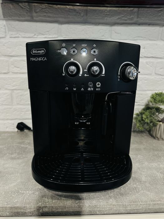 Кавомашина DeLonghi MAGNIFIKA  Esam 4008.B
