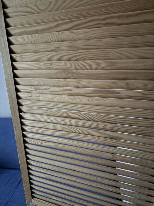 Двері з натурального дерева