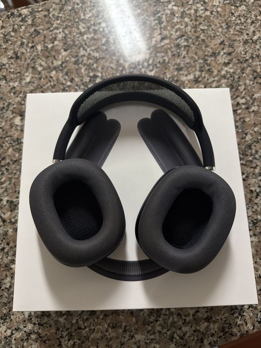 Air pods max 2 midnight