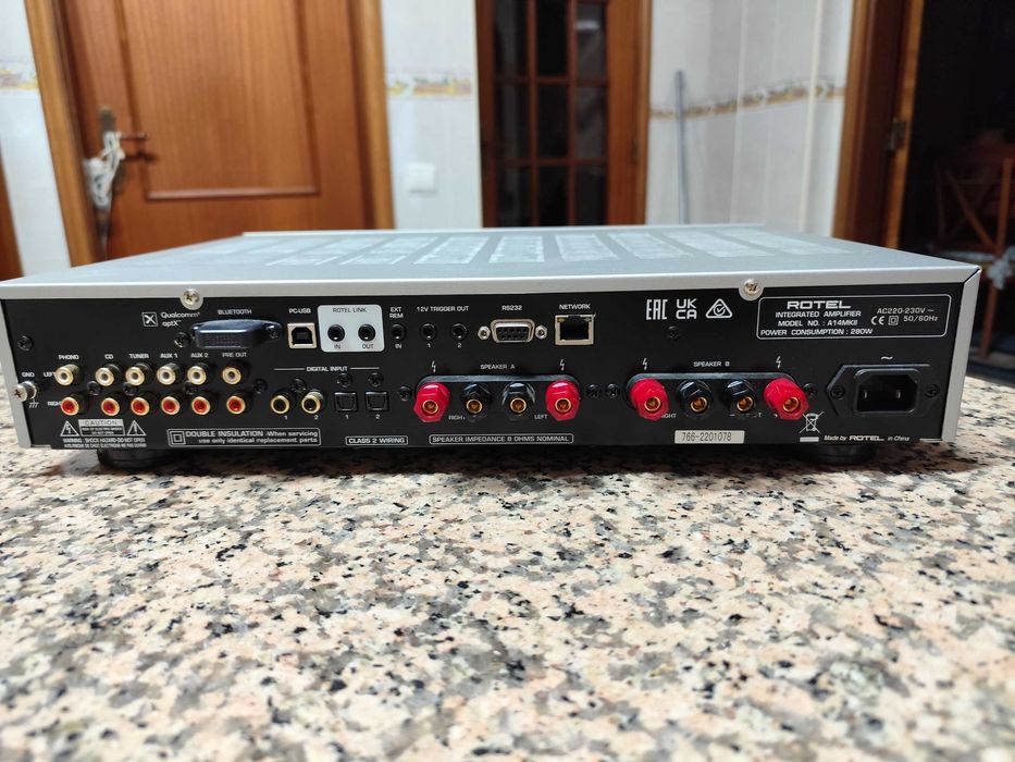 Amplificador Integrado ROTEL A14 MKII - Excelente Estado!