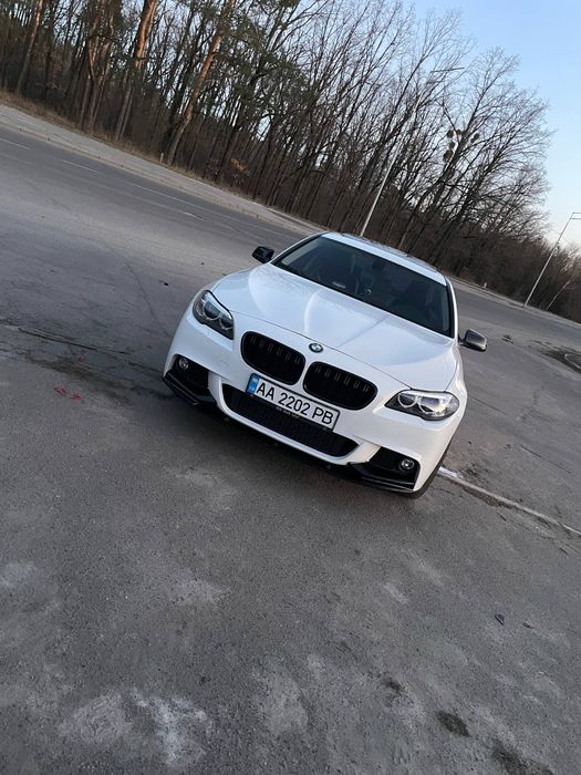 BMW 5 Series 2011