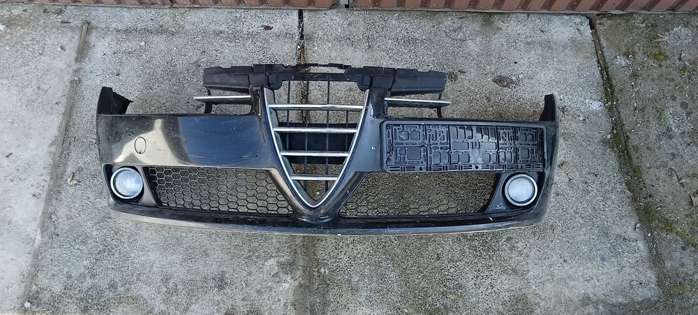 Zderzak przód Alfa Romeo 159.