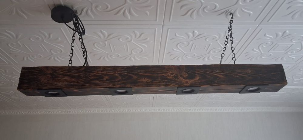 Lampa z belki drewnianej