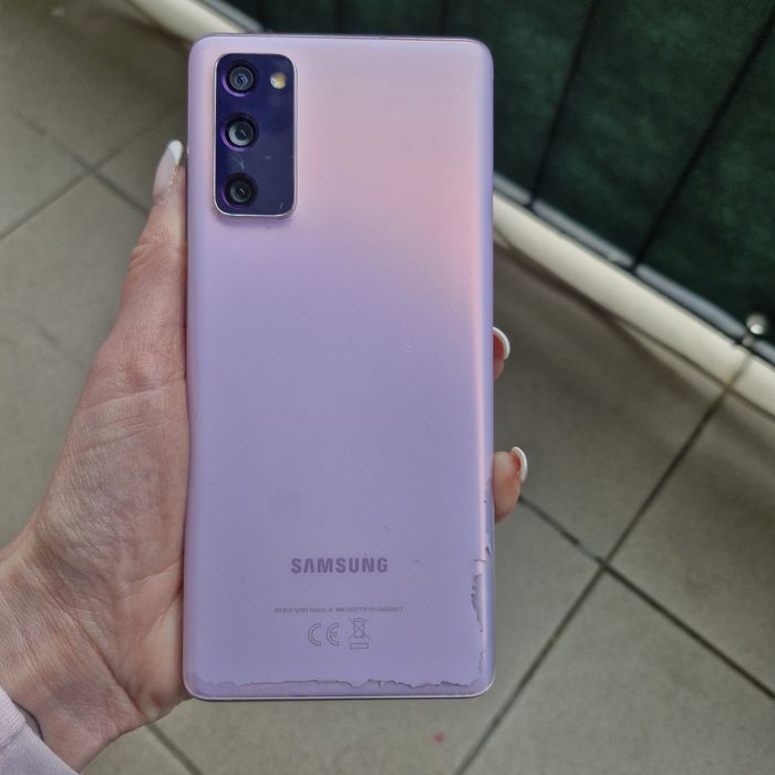 Samsung S20FE uzywany ładny stan