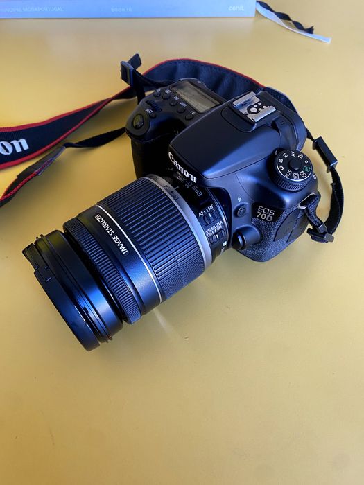 Canon 70D + Lente 18-200mm
