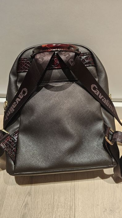 Mochila castanha cavalinho