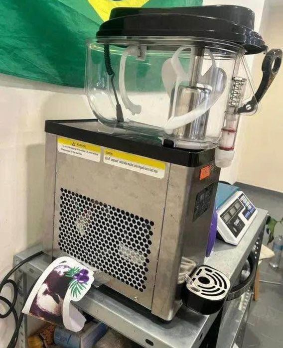 Máquina para Açaí Fernão Ferro • OLX.pt