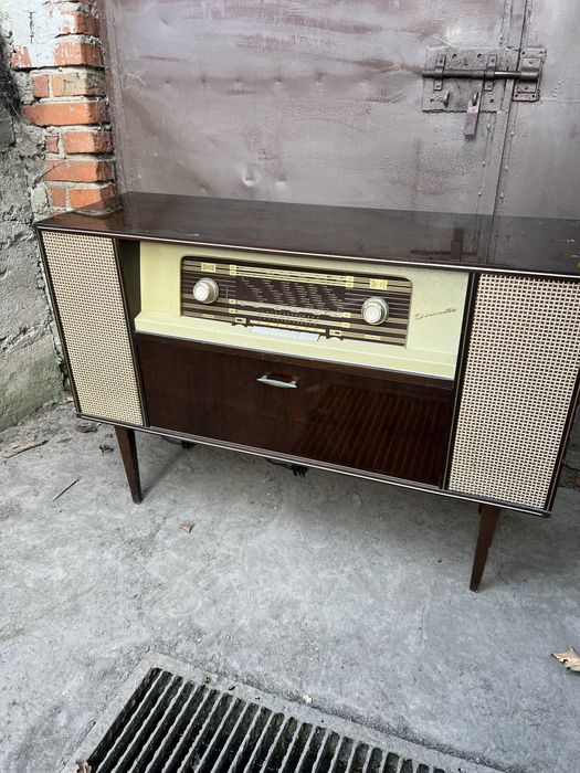 Szafa grajaca radio Smonetta vintage retro