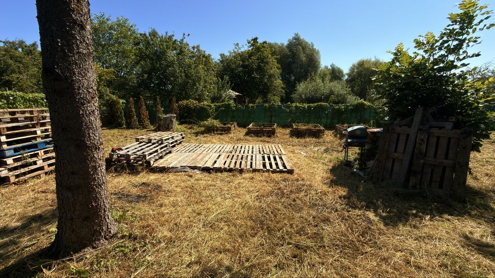 Dzialka ROD.  Ok300m2
