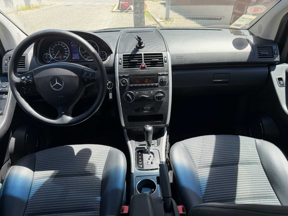 Mercedes A150 Auto, 53.000kms, 1 dono. Reservado