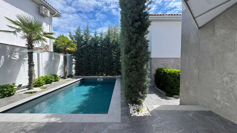 Продам дом в Совиньоне