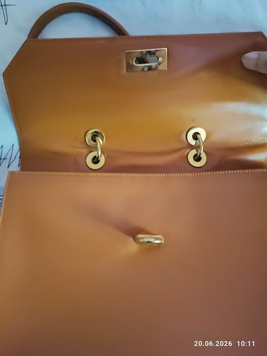 Кожаная сумка в стиле Ferragamo Trifolio
