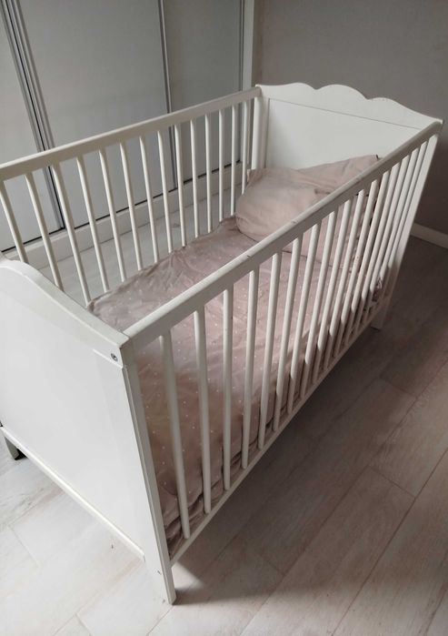 Berço branco IKEA