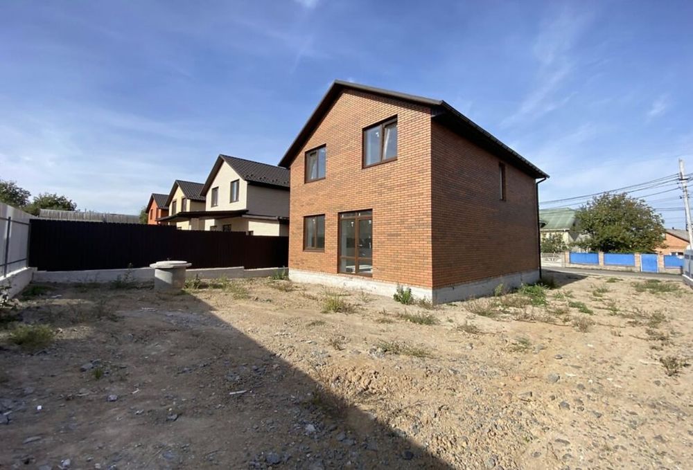 Продам Двох поверховий будинок супер локація